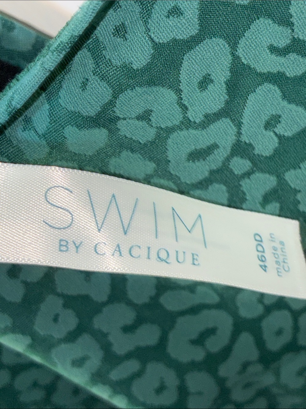 Green Leopard Twist-Front SwimTop - Picture 5 of 6